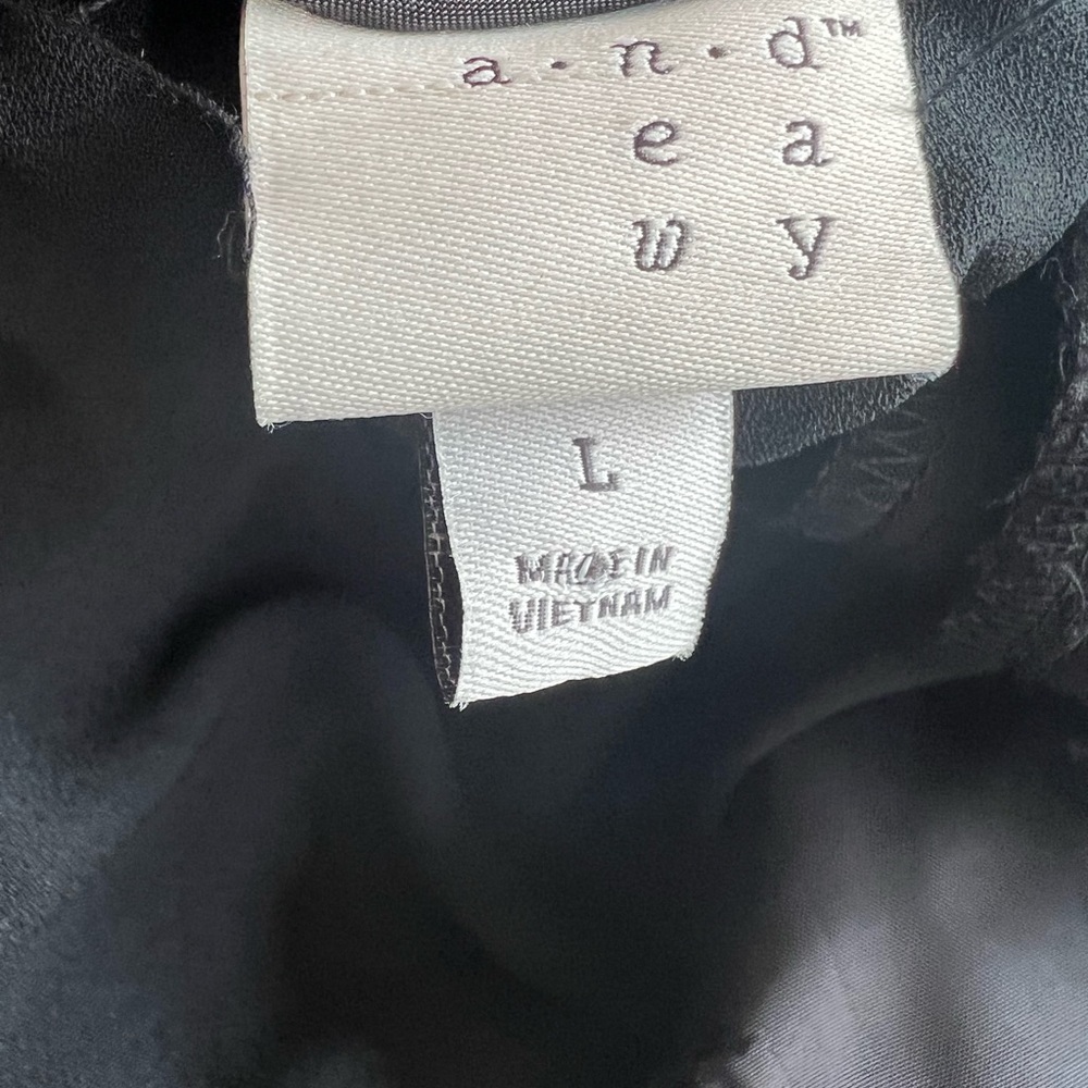 A New Day NWT Jogger Pants L Black High Rise relaxed hip & thigh satin trimmed - Picture 4 of 12